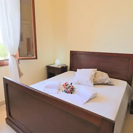 Tenuta Degli Agrumi Bed & Breakfast